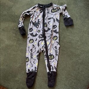 Little Sleepies glow in the dark Halloween zippy